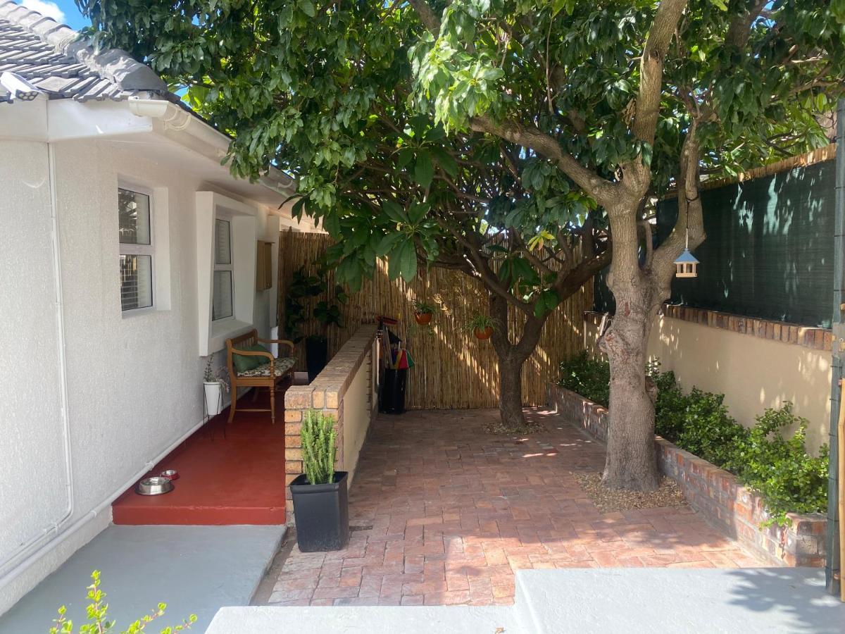 Walmer Cottage - Cute & Pet Friendly Cape Town Exterior photo